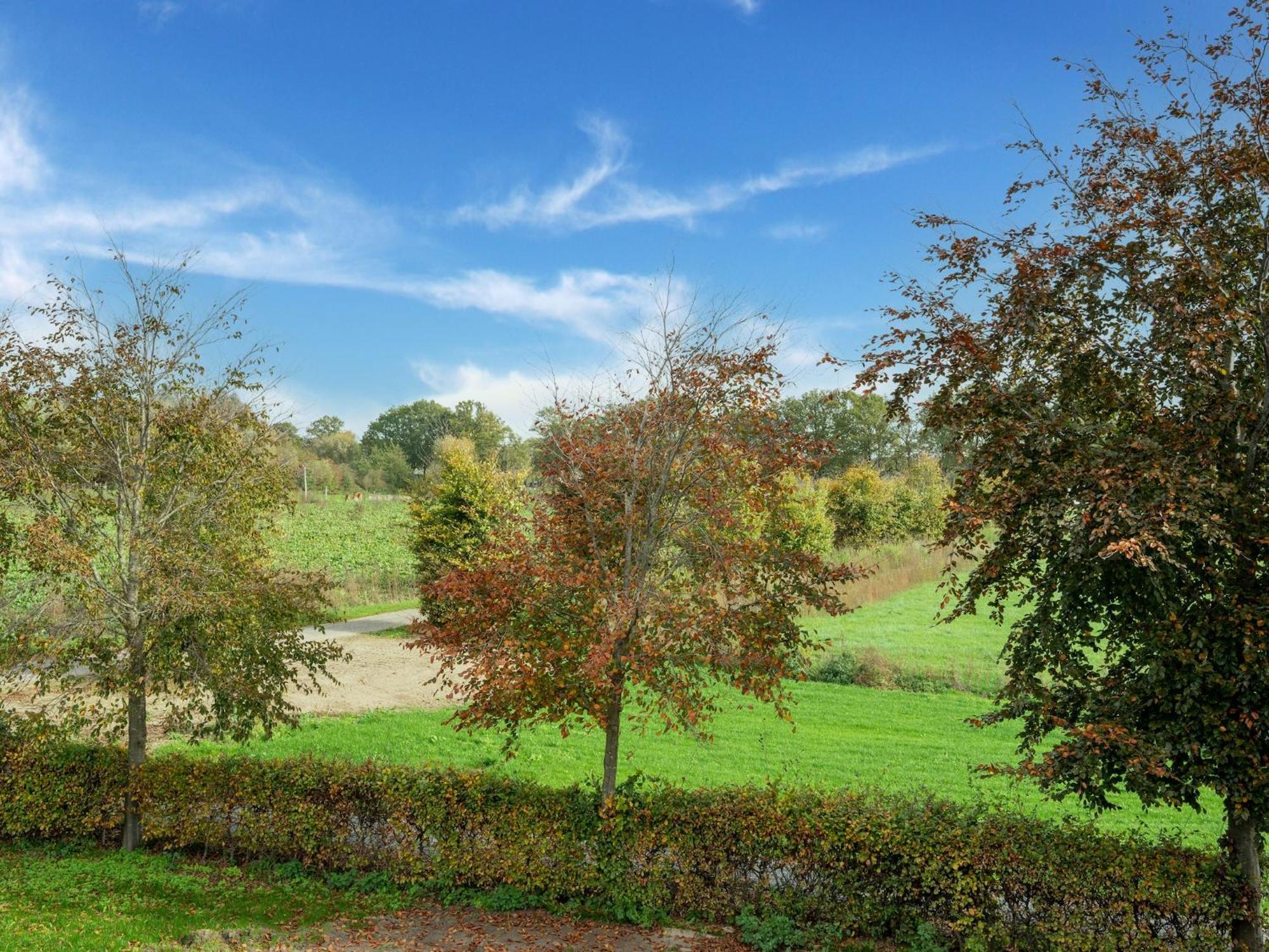 Spacious Farmhouse In Silvolde With Garden Exterior foto